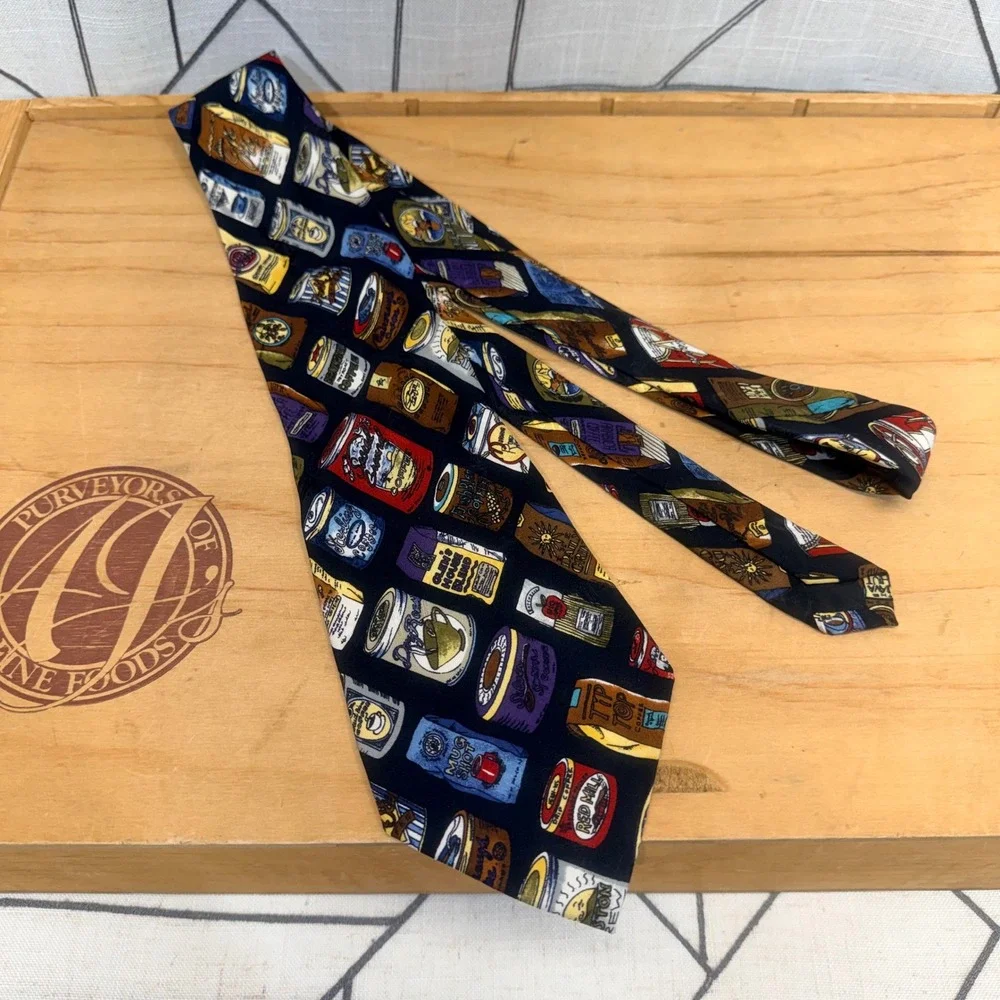 Nicole Miller Necktie OS Navy Blue‎ Coffee Tin Novelty Print Silk Hand Sewn Tie